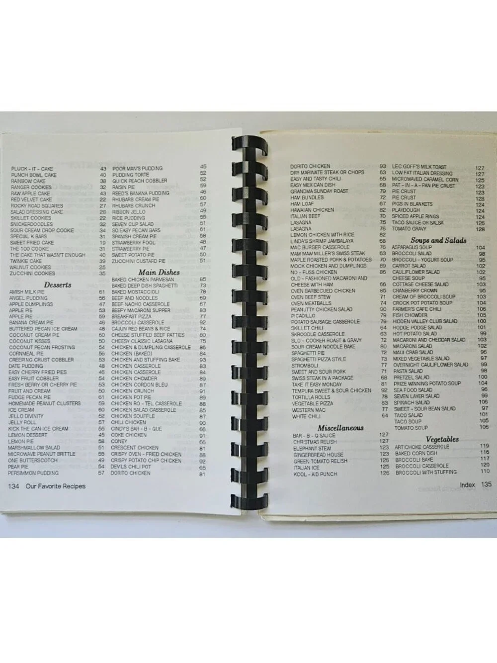 Vintage 1972 Favorite Recipes Bee Branch church Cookbook Illinois granny cottage